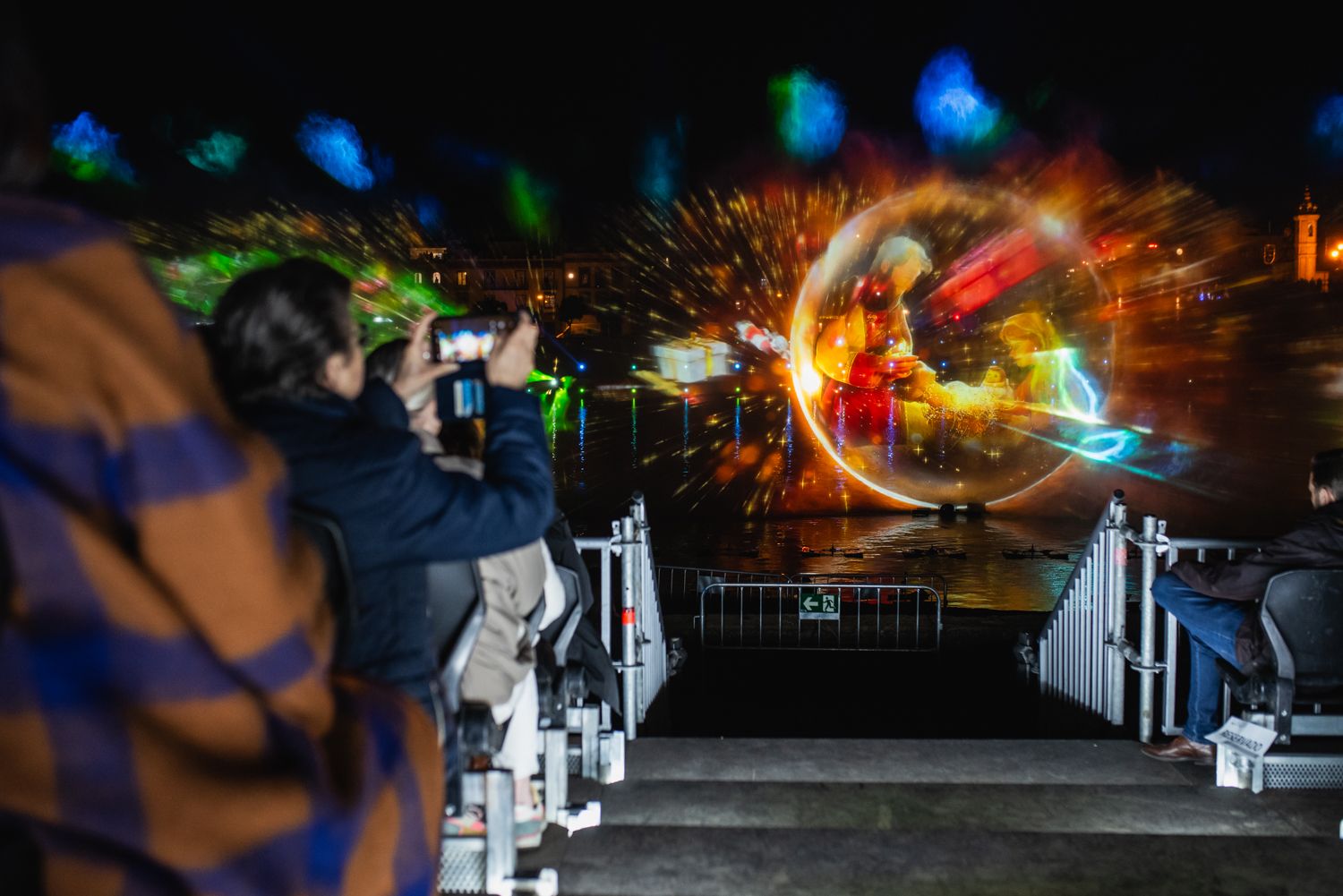 Así es Navigalia 2024, el espectáculo navideño del Guadalquivir en Sevilla