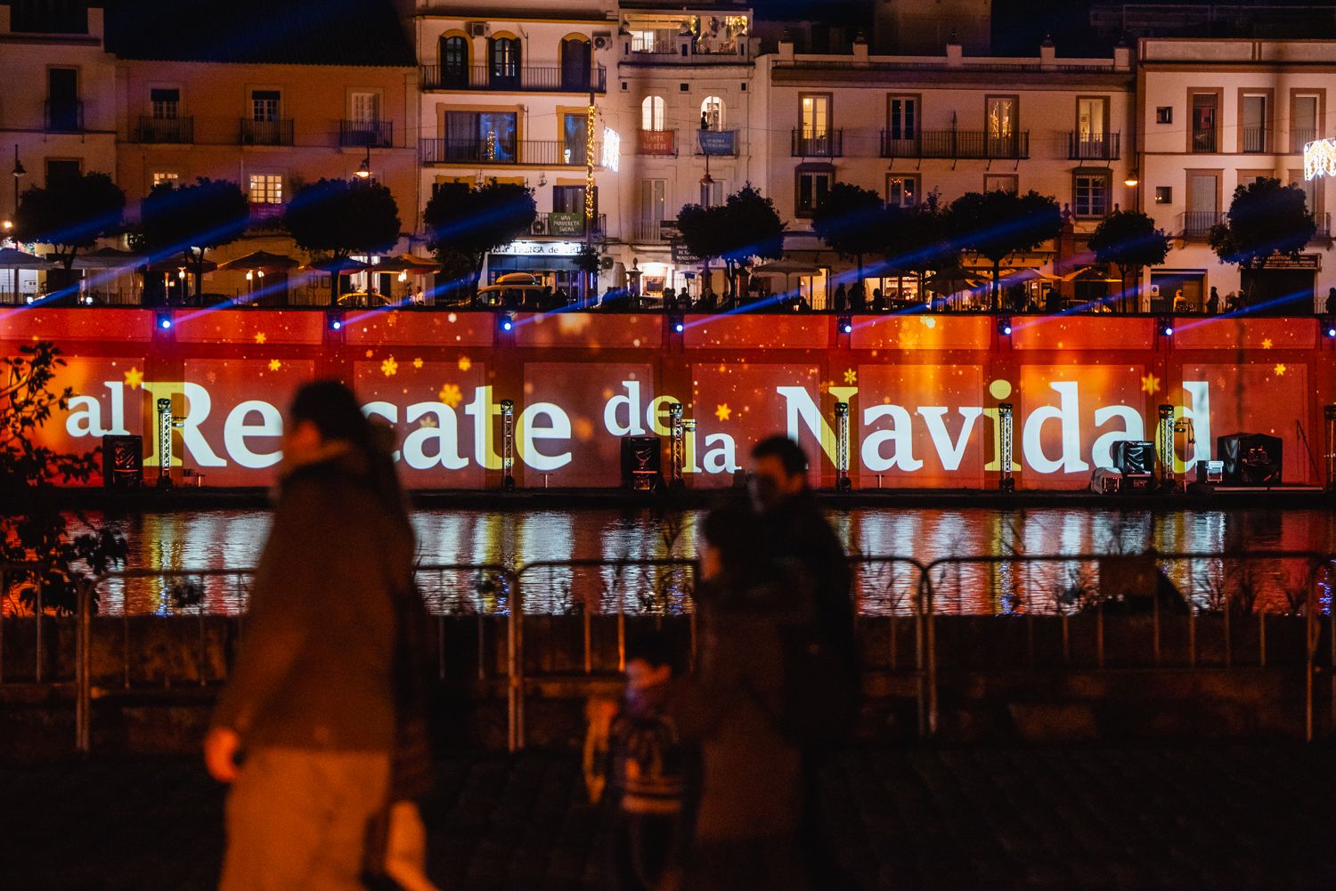 Así es Navigalia 2024, el espectáculo navideño del Guadalquivir en Sevilla