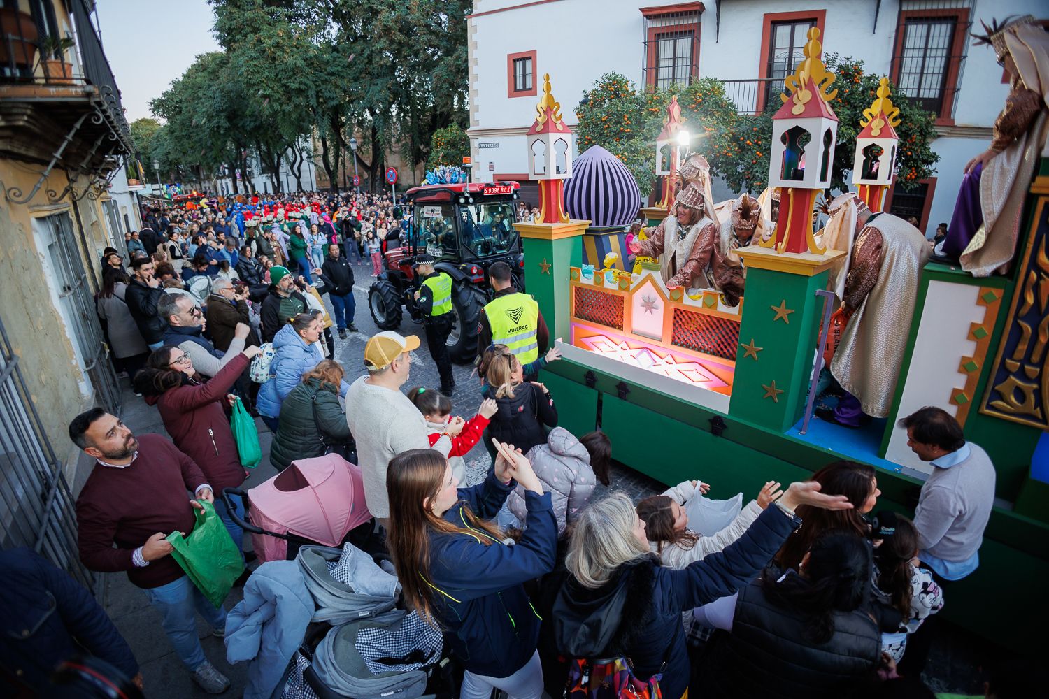 La Cartera Real, repartiendo ilusión por las calles de Jerez