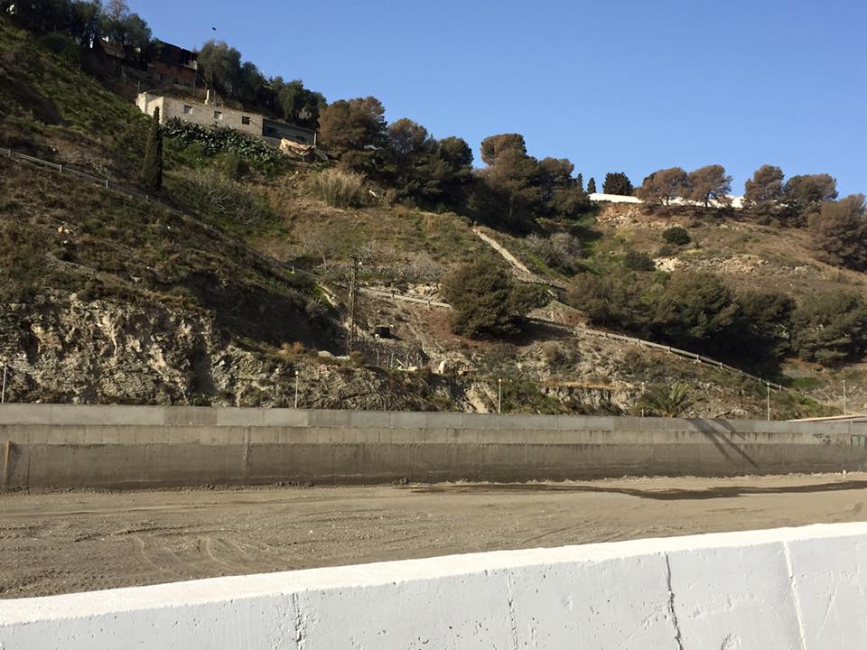 Una rambla de Albuñol, municipio de Granada donde se ha encontrado el cadáver. 