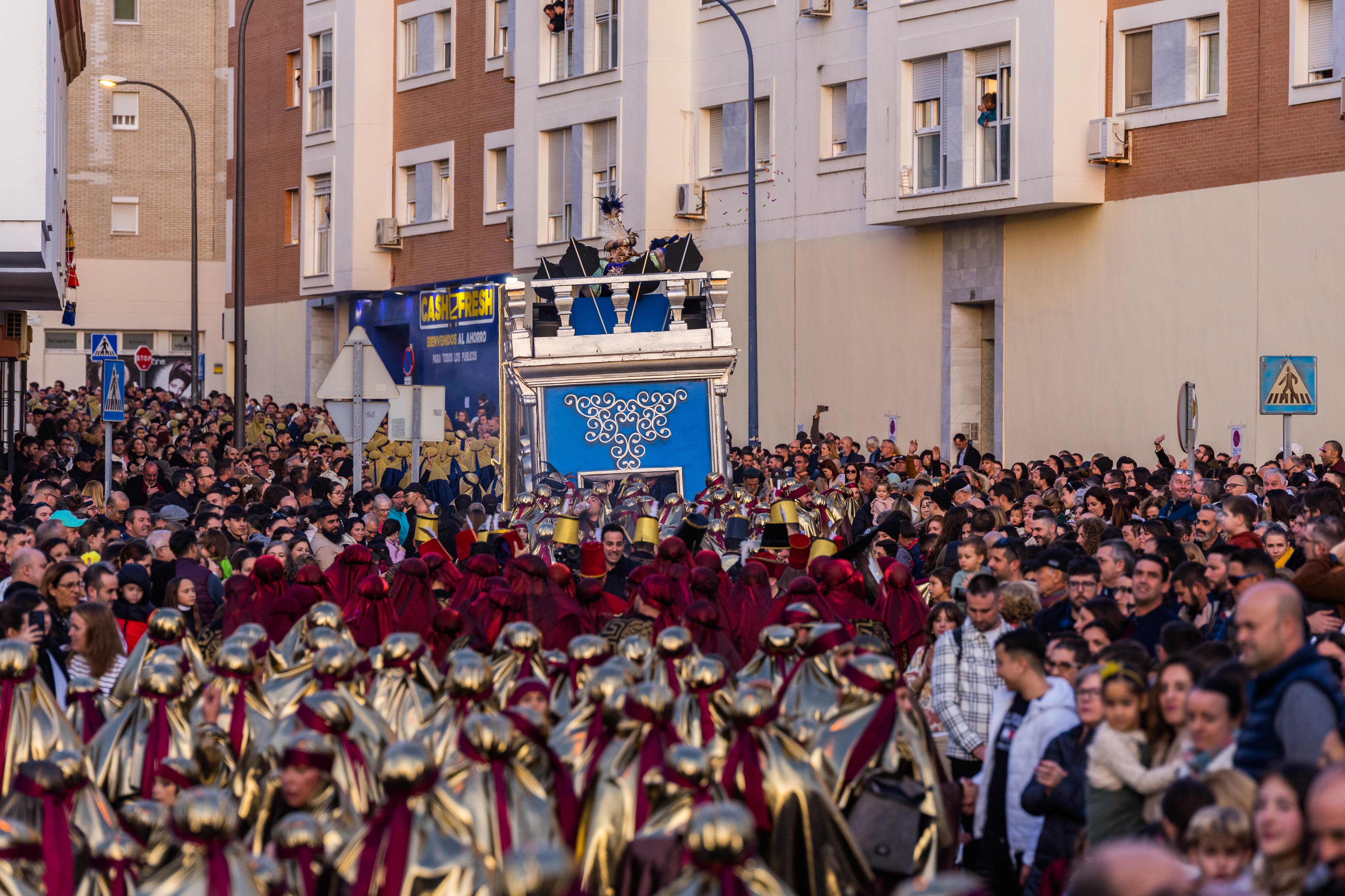 La Cabalgata de Reyes Magos de San Fernando 2025, en imágenes.