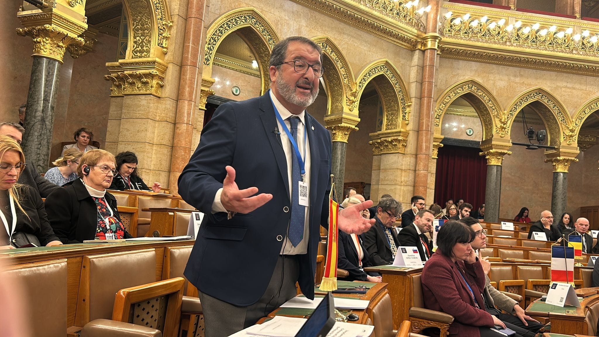 Juan Ávila, senador y alcalde de Carmona, en una conferencia internacional sobre Cultura.