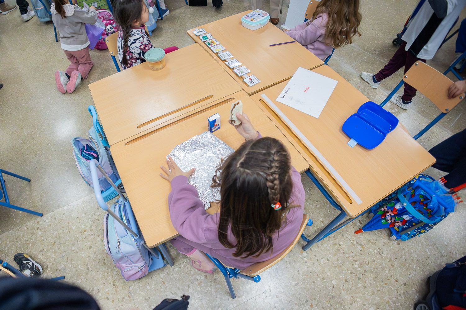 Una alumna del CEIP Elio Antonio de Nebrija de Jerez, en una imagen reciente.
