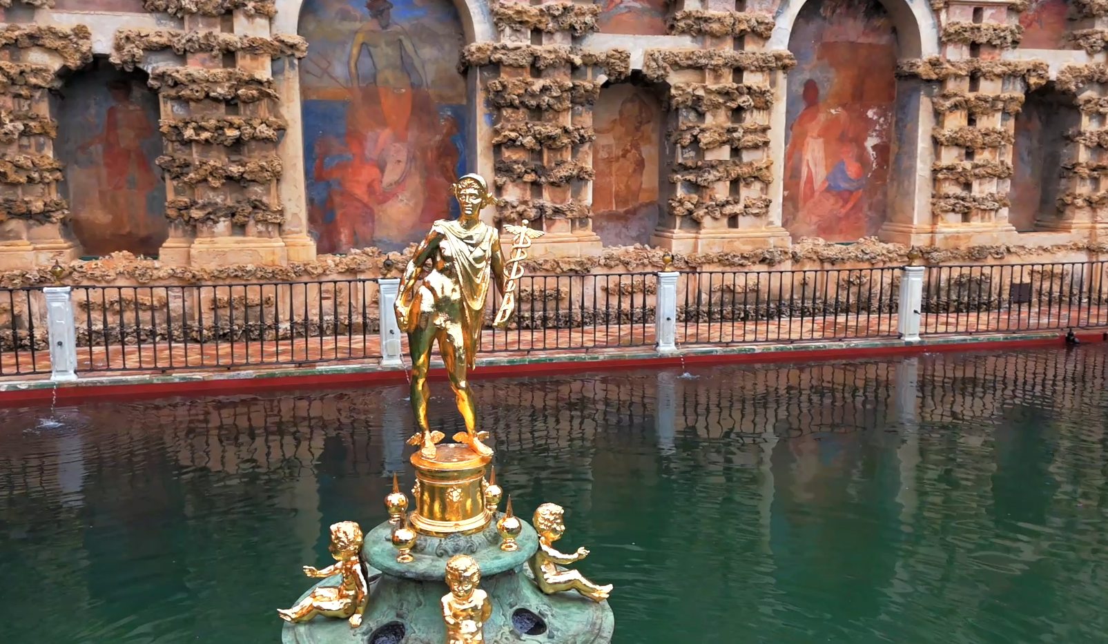 El vídeo tras el arreglo del Estanque de Mercurio.