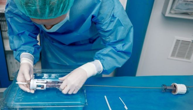 Cardiologia Cirugia Cardiovascular HG 05 Hemodinamica Implante Valvula Aortica ACURATE TAVI 2025 768x502