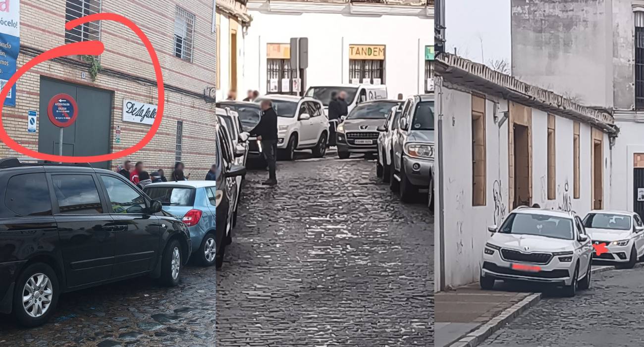 Una imagen de coches aparcados en zonas prohibidas a las puertas de un colegio de Jerez.