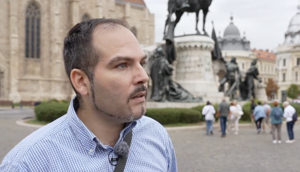 Miguel Ángel, en Cluj-Napoca.