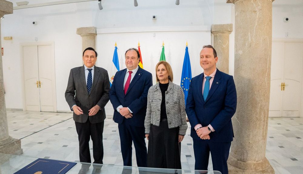 JOSE CARLOS GOMEZ CONSEJERO UNIVERSIDAD FIRMA CURSOS DE VERANO 09