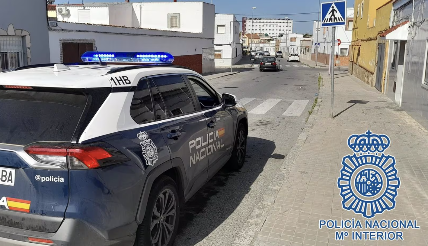 Vehículo de la Policía Nacional en la zona Sur de Jerez.