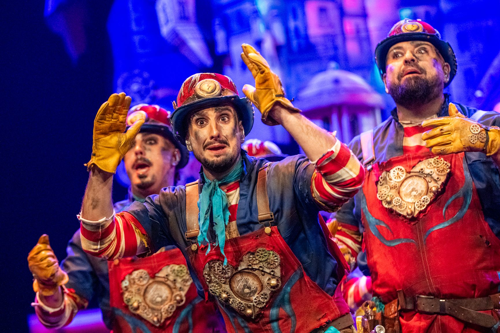 La comparsa de Pastrana, en su pase de cuartos, cuando cantó contra Pedro Sánchez.