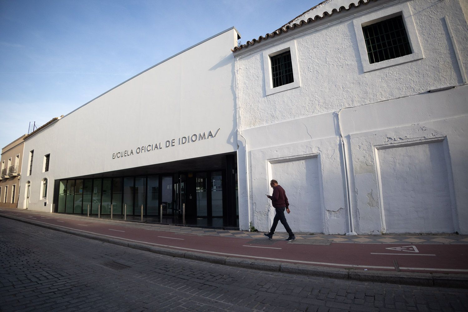 La Escuela de Idiomas de Jerez.