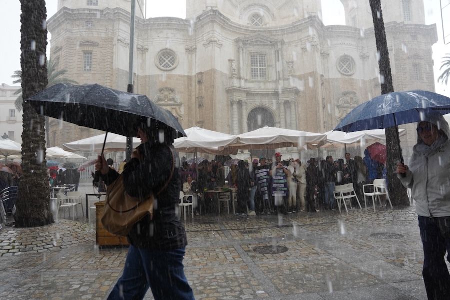 Una jornada de lluvias en Cádiz.