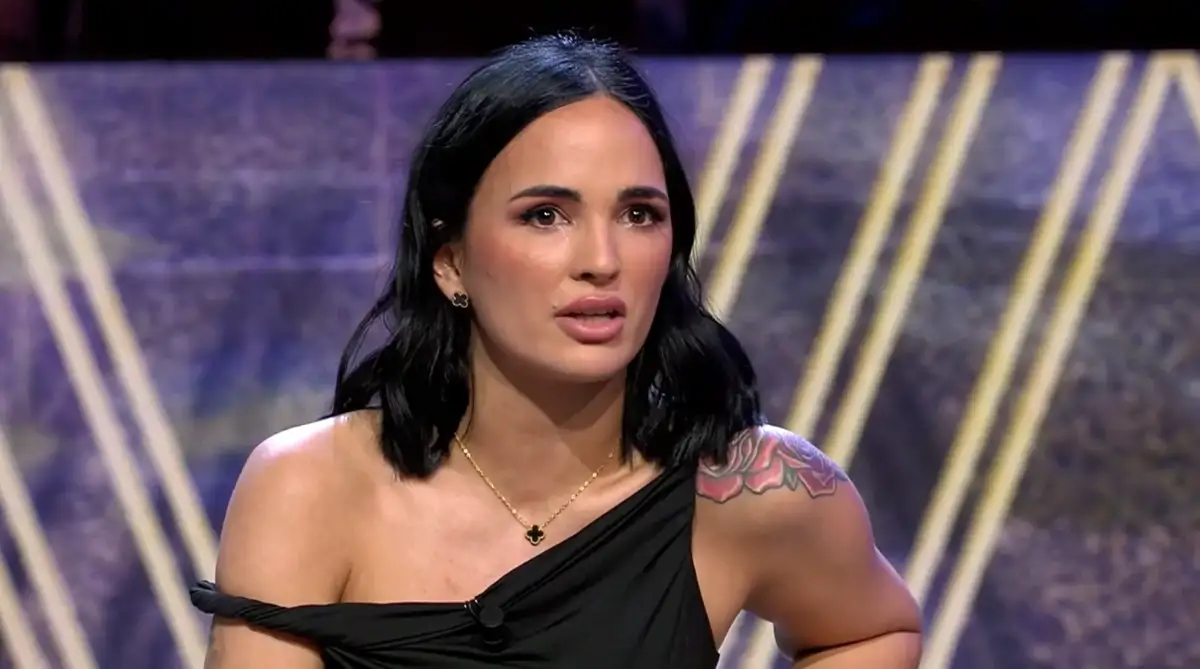 Claudia Bavel, en 'De fiesta', programa de 'Telecinco'.