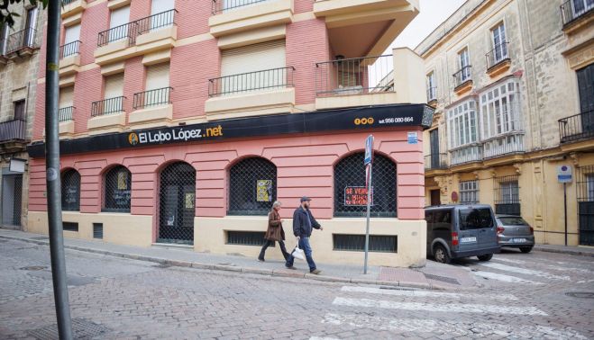 La tienda de El Lobo López en la calle Pedro Alonso ha tenido que echar el cierre en Jerez.
