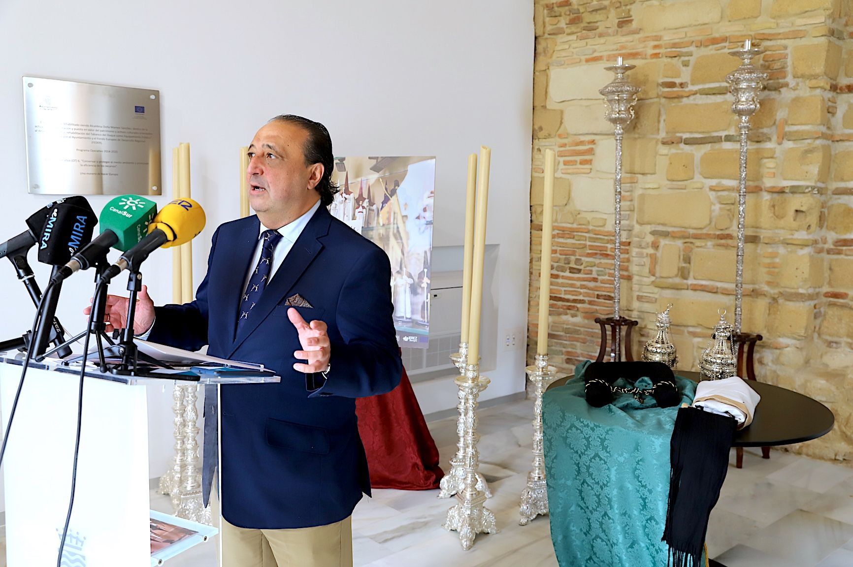 Zurita en la presentación del ciclo Spe Lucis.