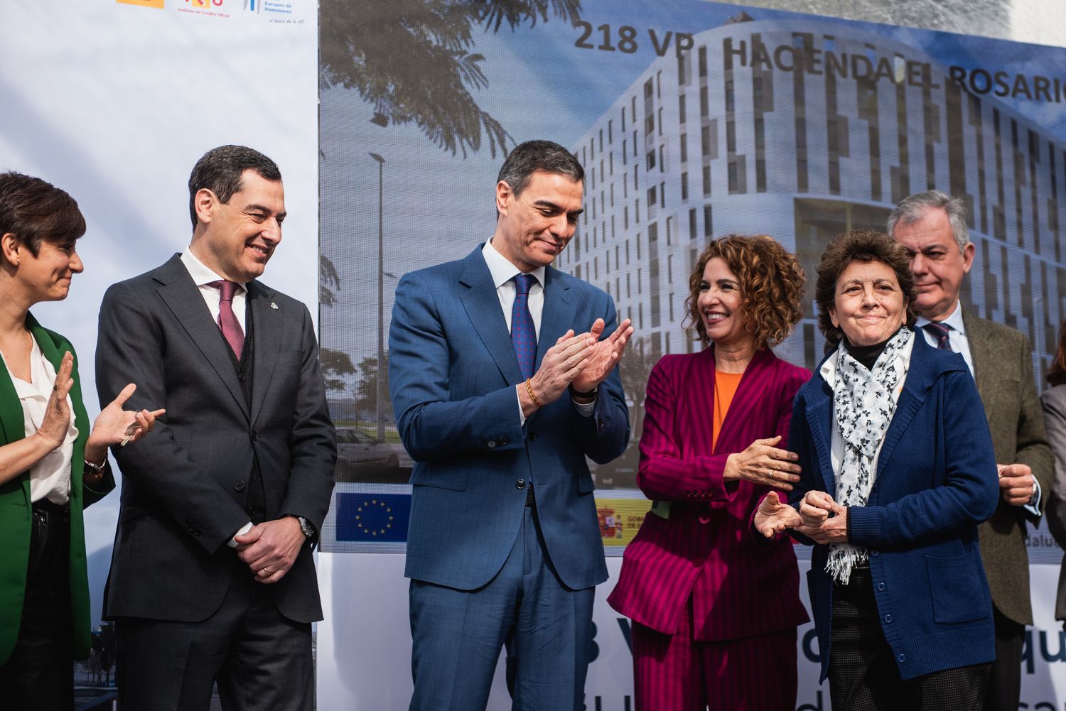 Moreno y Montero, junto a Pedro Sánchez, en un acto hace unos meses en Sevilla.