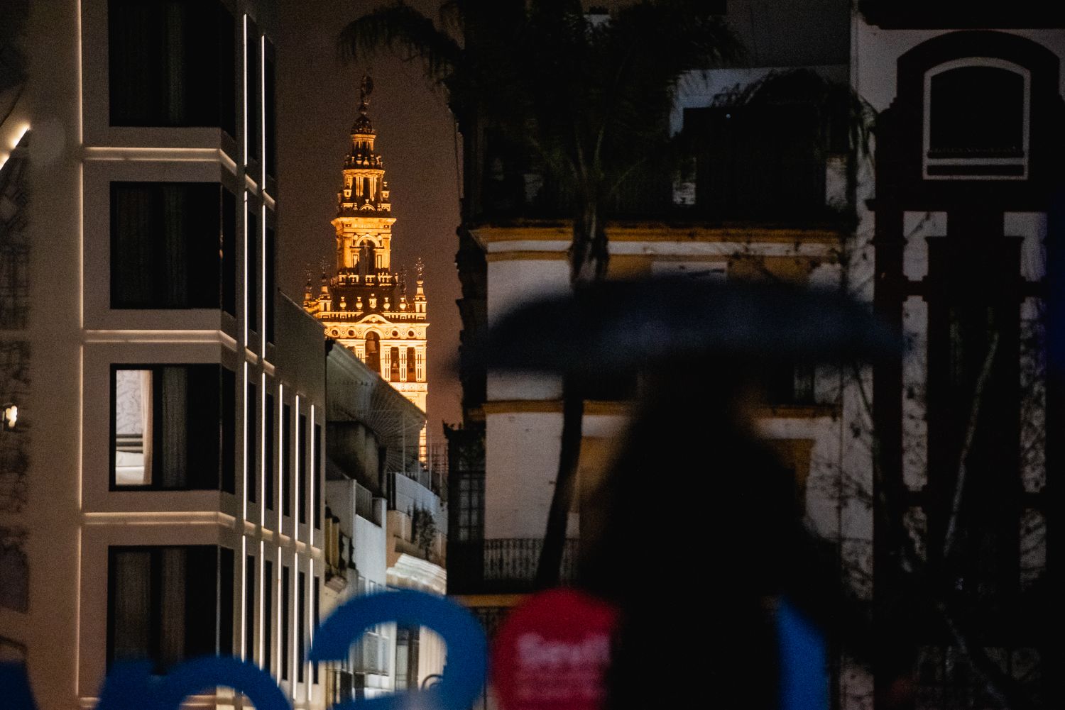 Imagen de la lluvia en Sevilla.