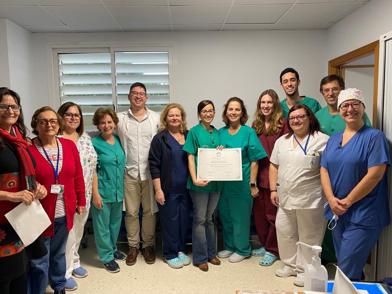 La Unidad de Oftalmología del Hospital de Puerto Real recibe un reconocimiento de la Sociedad Española de Retina y Vítreo.