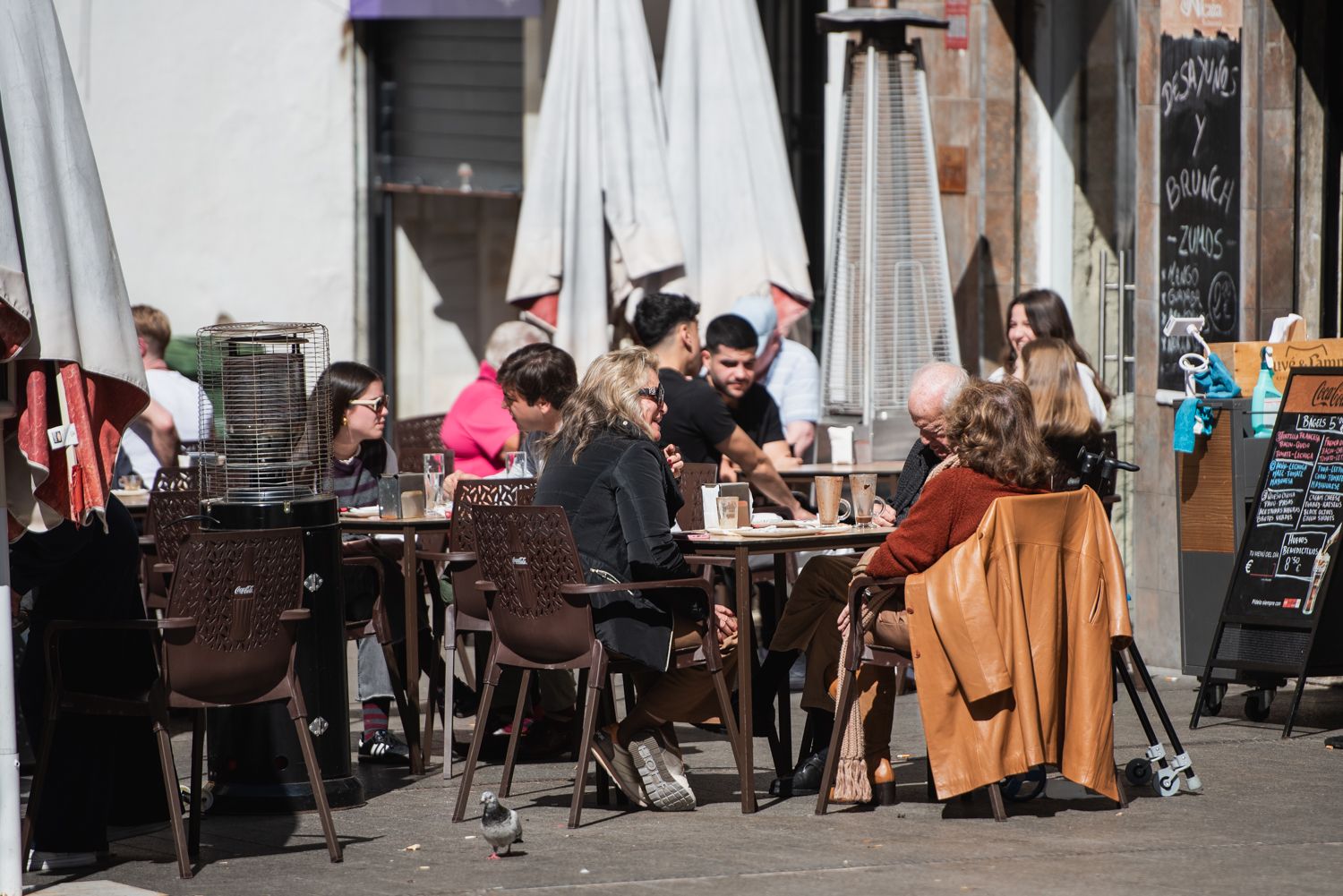 Terraceo en Sevilla gracias al buen tiempo, esta semana.