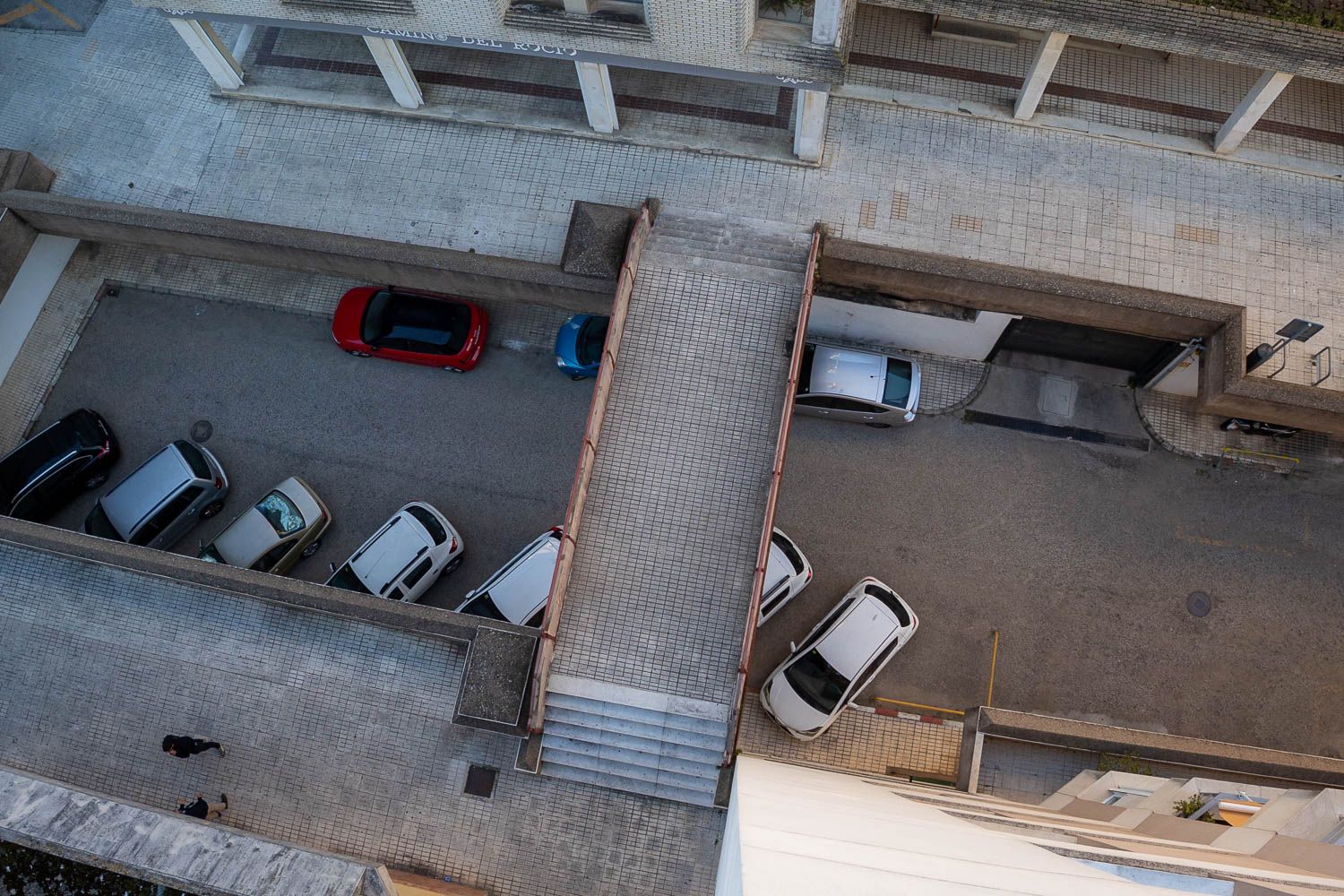 Una de las pasarelas de Divina Pastora, en Jerez, que será eliminada. Una de las pasarelas de Divina Pastora, en Jerez, que será eliminada.