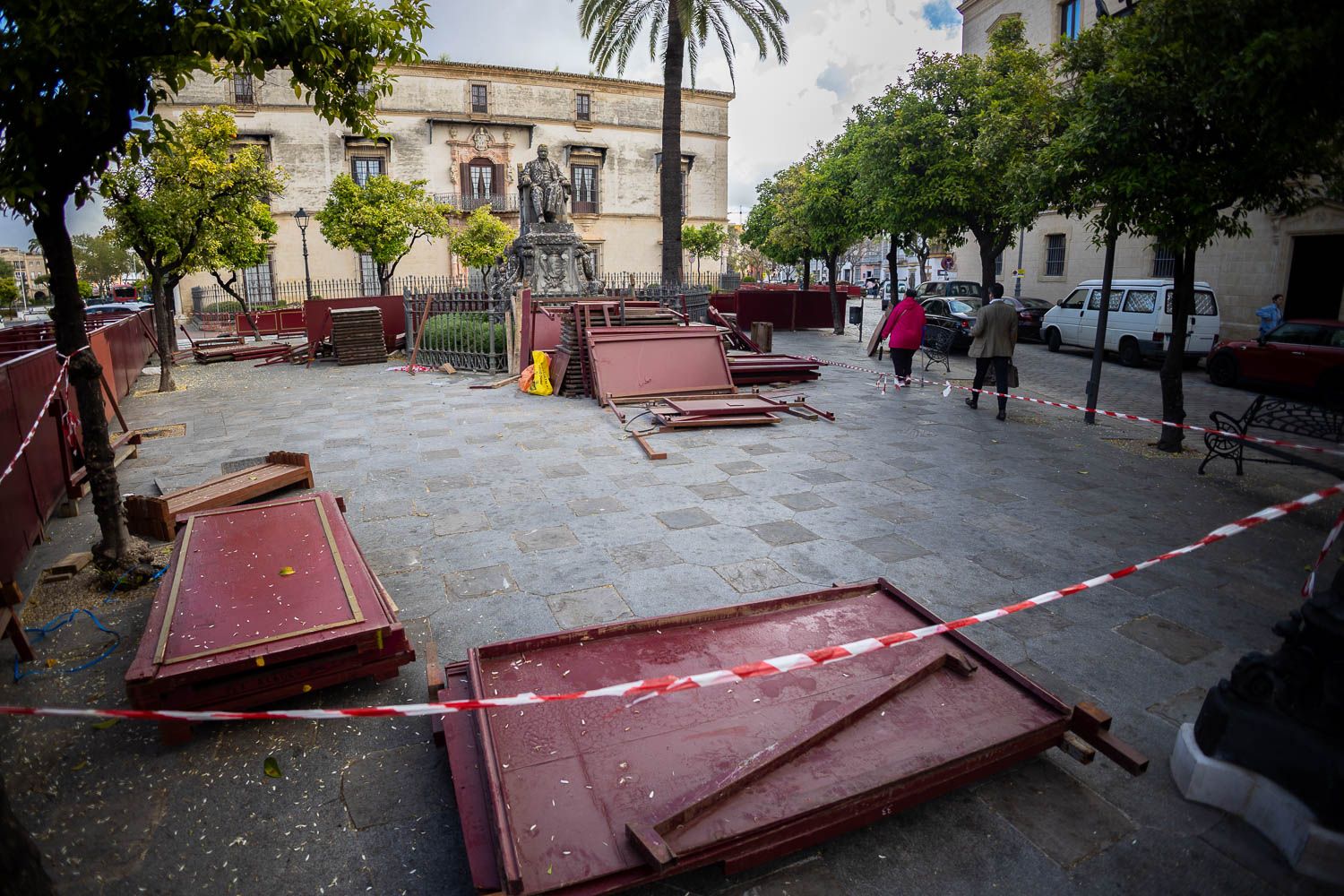 Los palcos en el entorno de Cristina, en el desmontaje del pasado año.