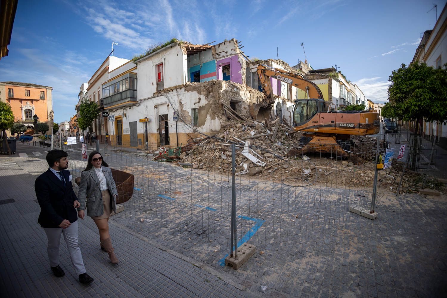 Una máquina trabajando en el desescombro días atrás.