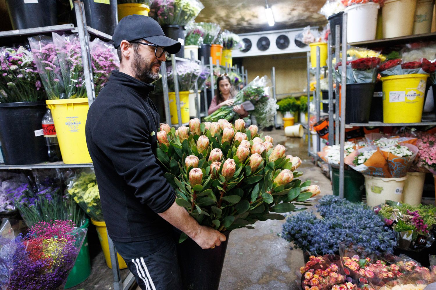 Preparación de ramos de flores