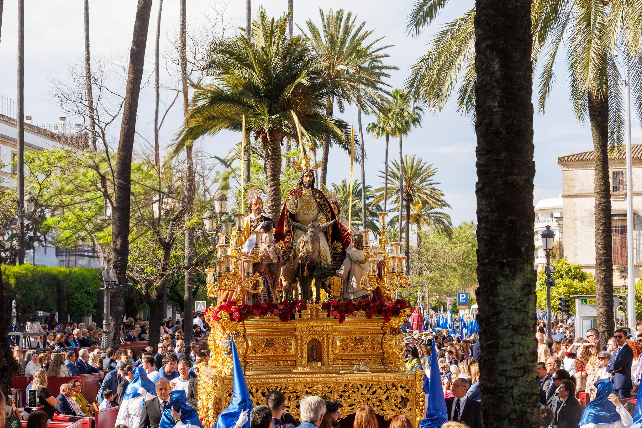 La Borriquita en Carrera Oficial.
