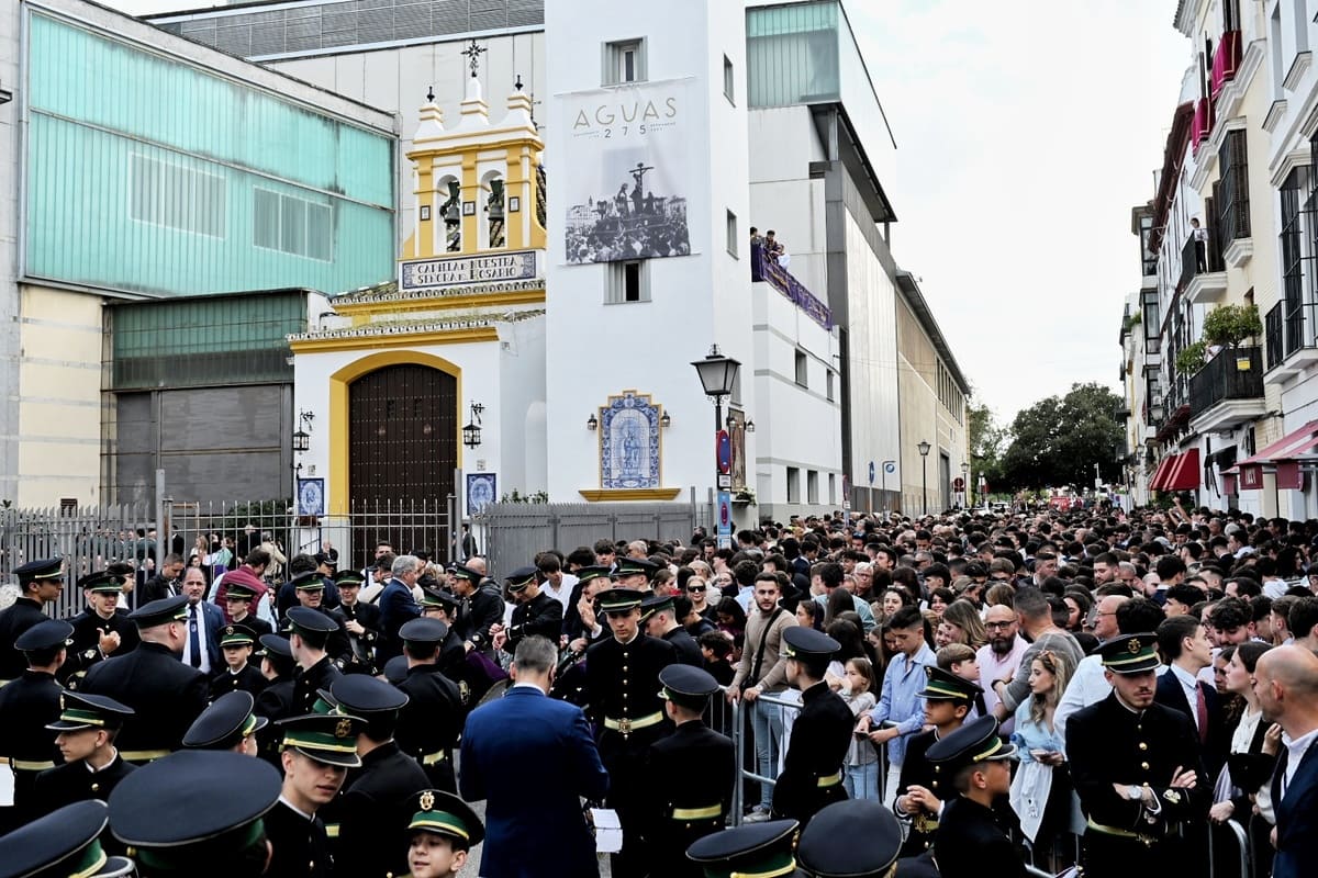 Las Aguas, en Sevilla, en estos momentos, cuando se ha decidido que sí se sale.