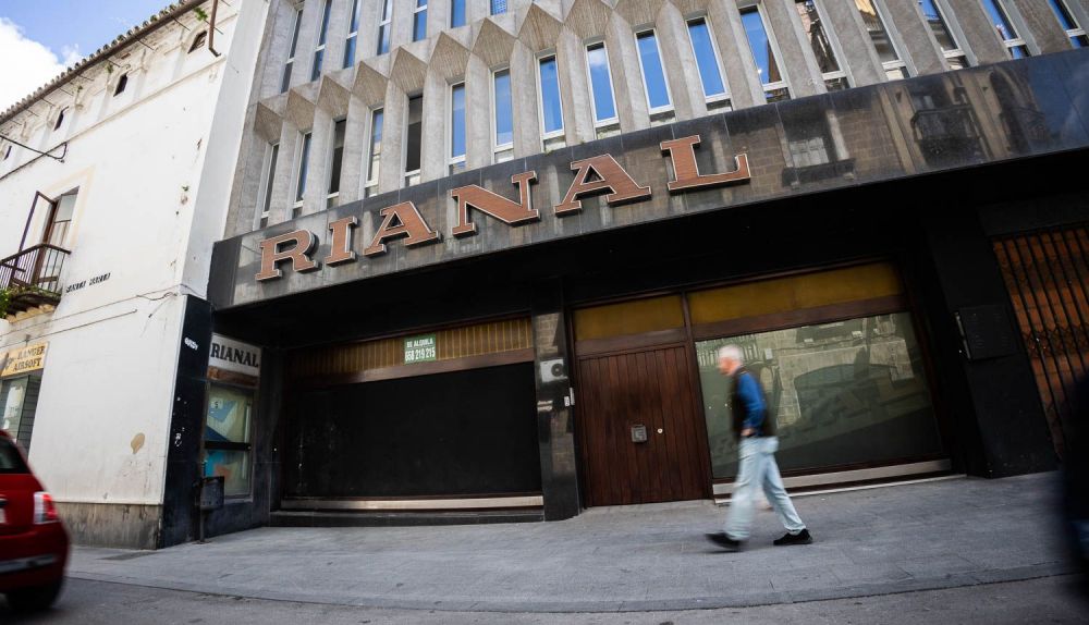 El edificio de Rianal, en pleno centro de Jerez.