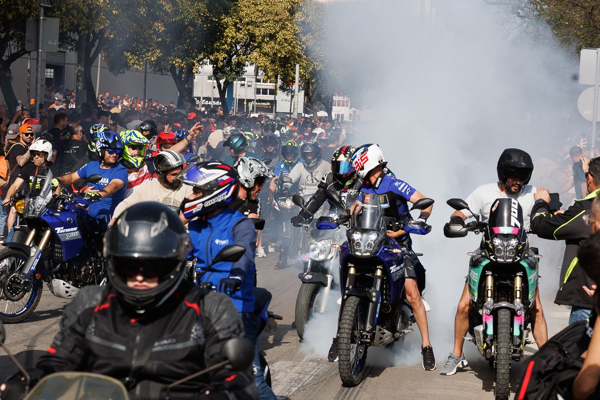 Moteros durante una pasada motorada en Jerez. Moteros durante una pasada motorada en Jerez.