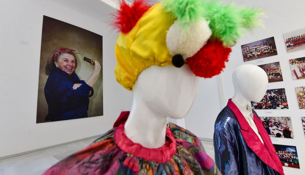 Imagen de Adela del Moral en la exposición dedicada a su esencial figura en la Casa del Carnaval.