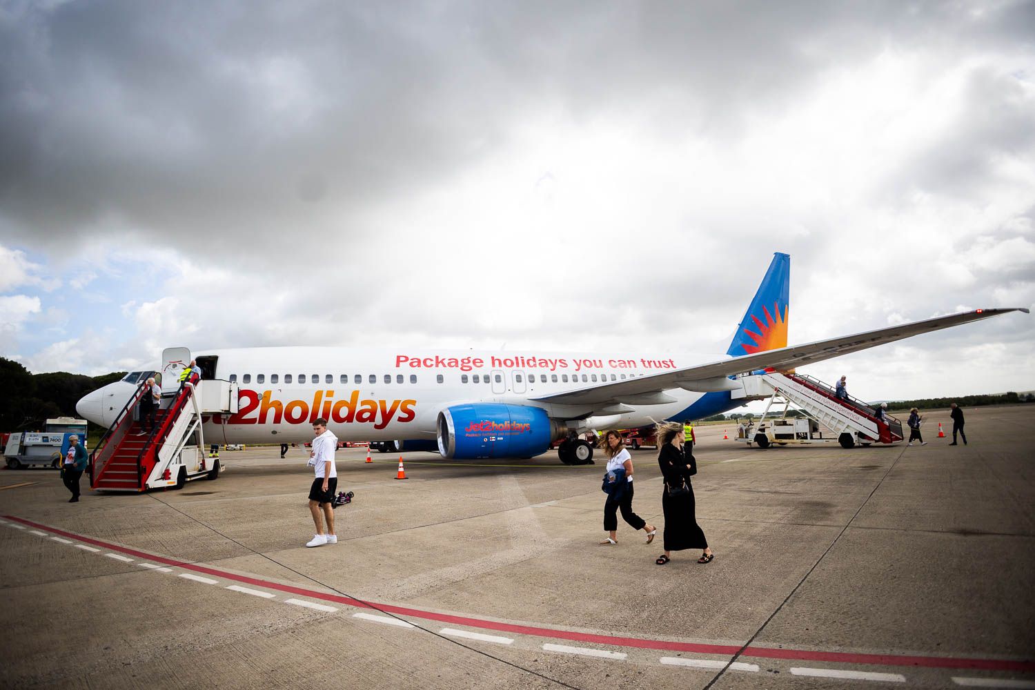 Un avión de Jet2 en el aeropuerto de Jerez.