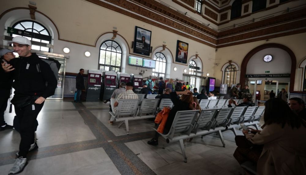 Boicot Renfe estacion tren Jerez