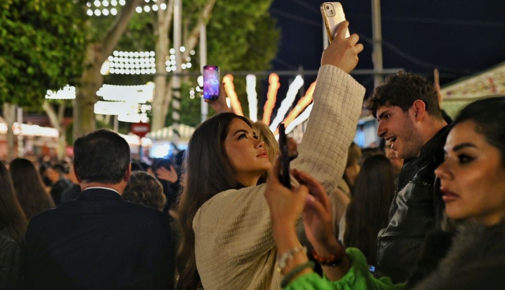 Nadie ha querido perderse el momento selfi con el alumbrado.