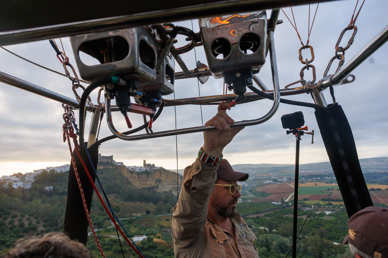 Dando llama para ganar altura.