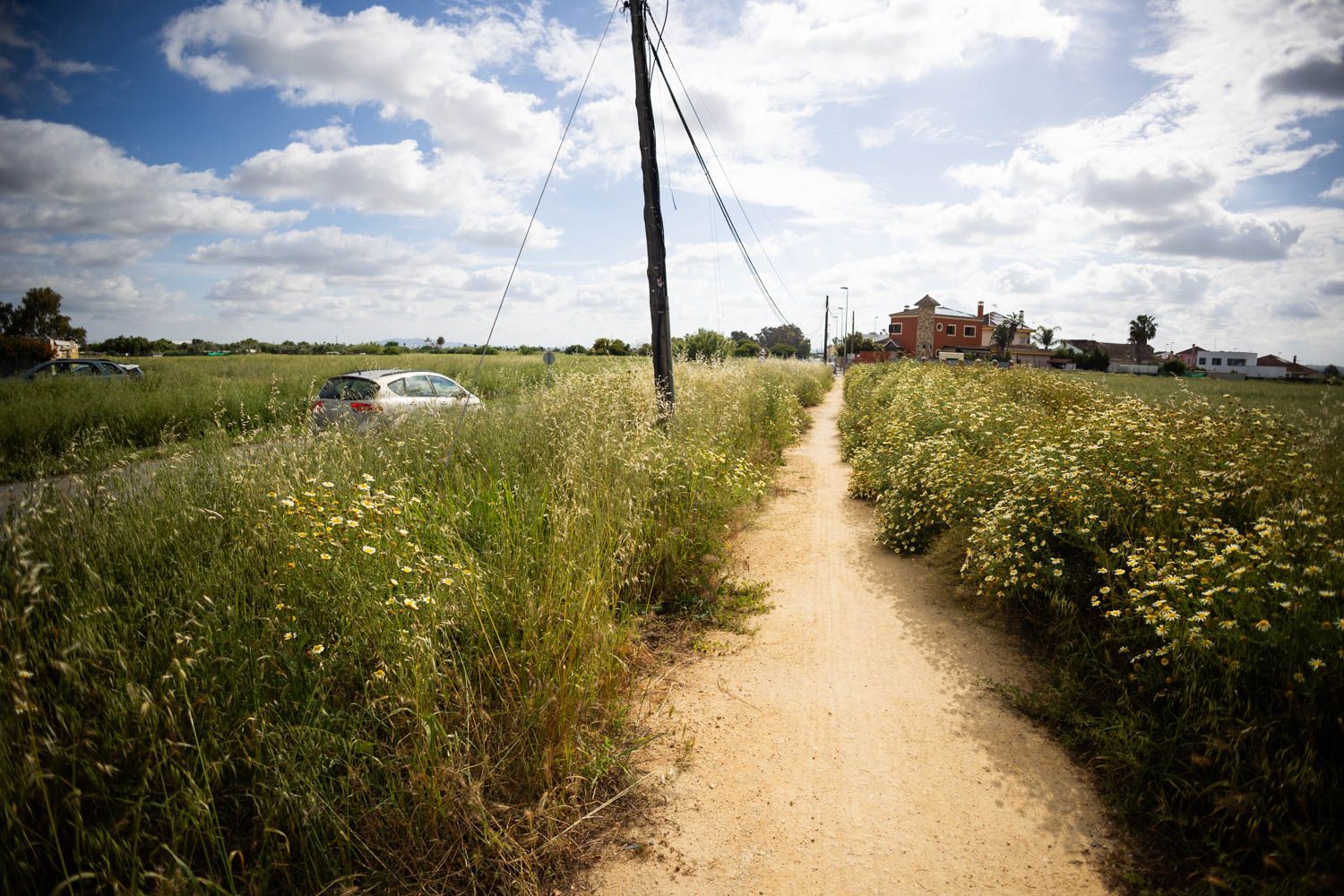 Tiempo estable en Jerez con cielos poco nubosos.