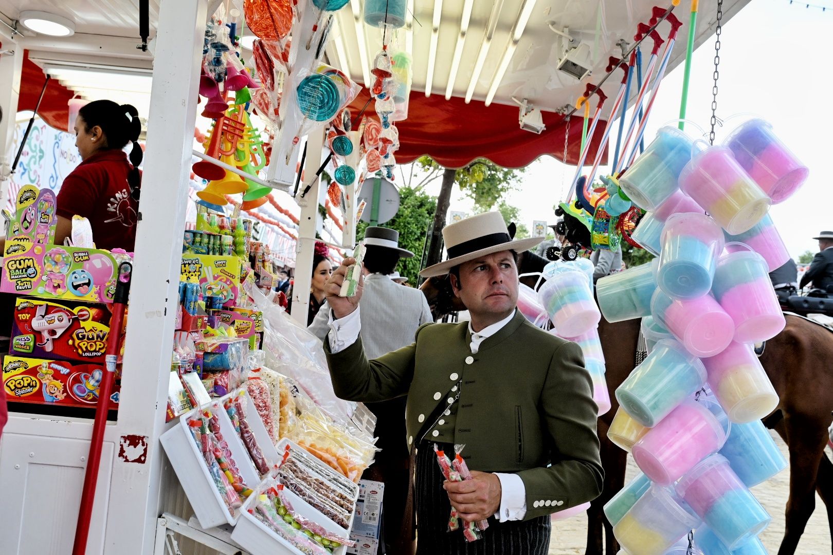 Ambiente este jueves en la Feria de Sevilla 2025.   MAURI BUHIGAS