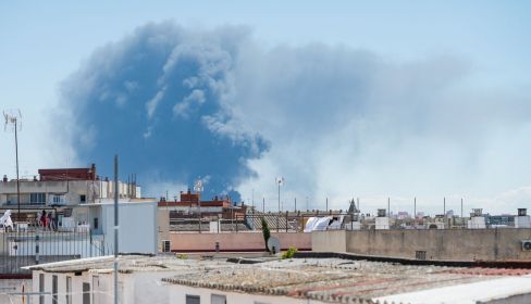 Nube tóxica en Alcalá.