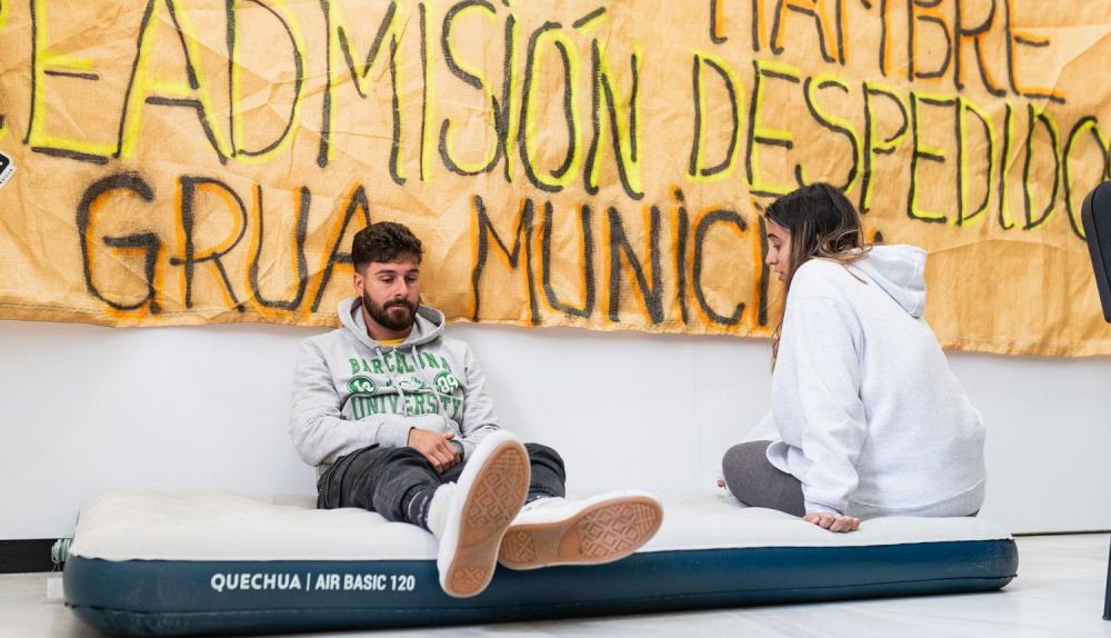 HUELGA HAMBRE GRUA MUNICIPAL AYUNTAMIENTO SEVILLA 4