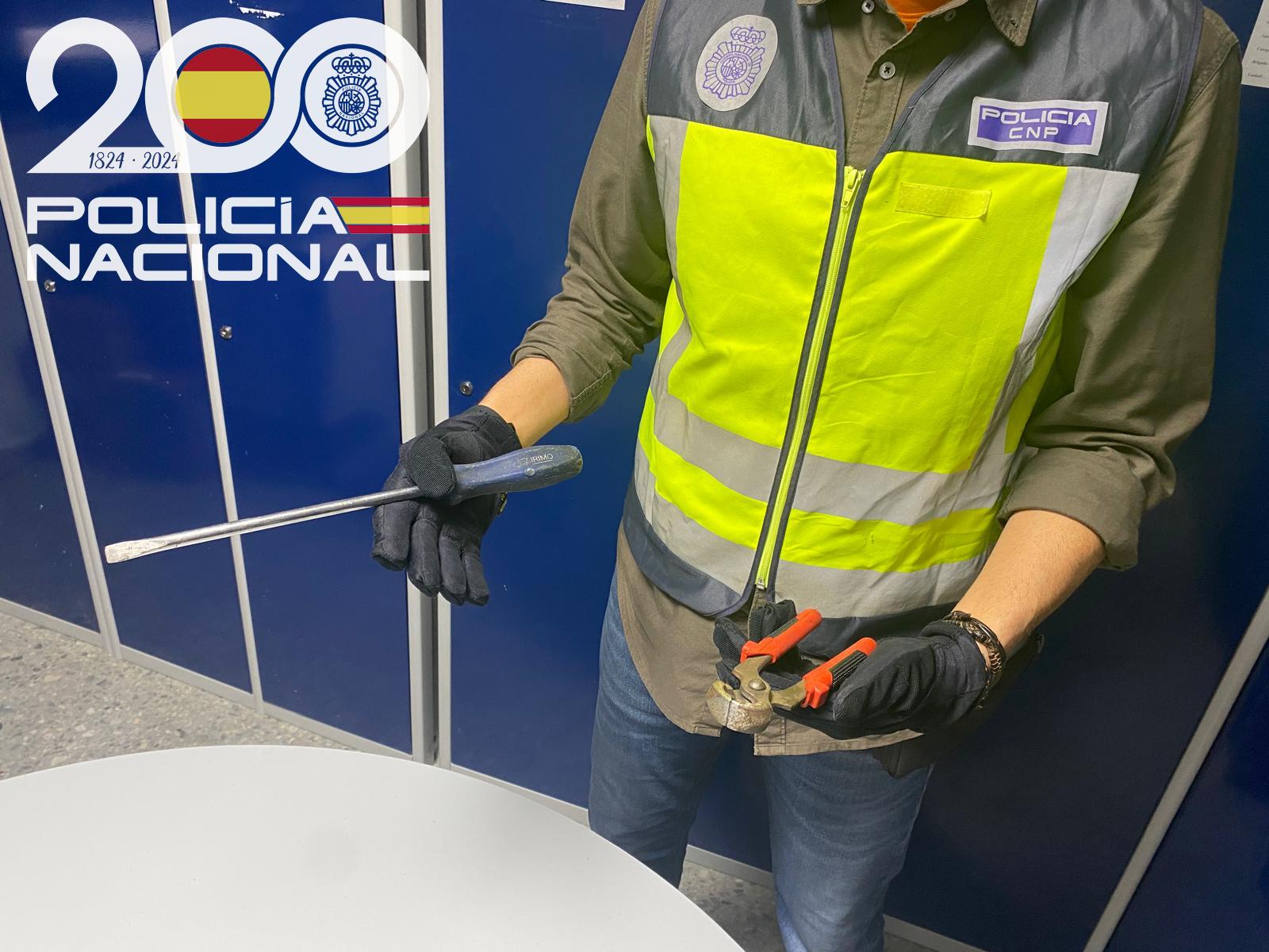 Herramientas que utilizaban los ladrones.