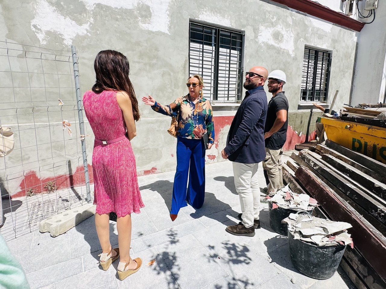 Trabajos de reforma en el edificio del futuro Centro social de mayores y de la infancia.