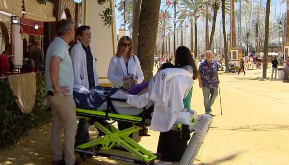 Carmen ha cumplido su sueño de estar en la Feria tras 170 días en la UCI del Hospital de Jerez.