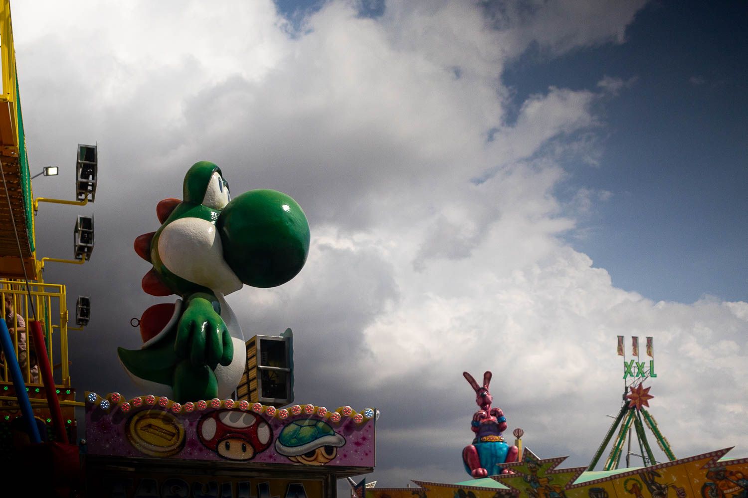 Nubes de lluvia en una feria.