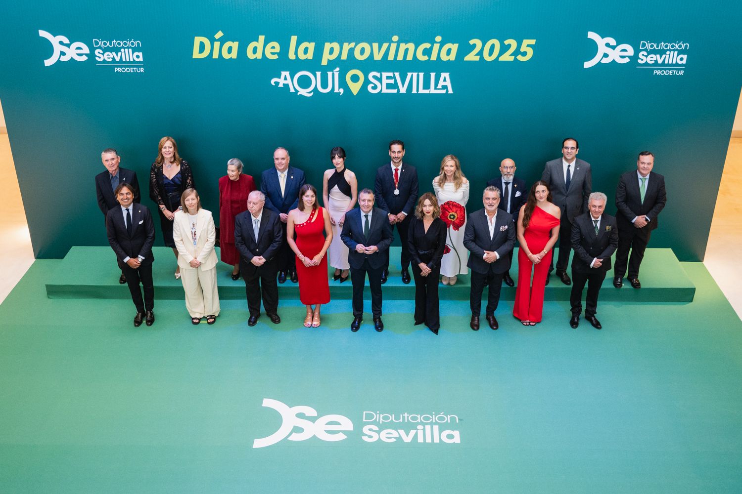 Los premiados, antes del acto.