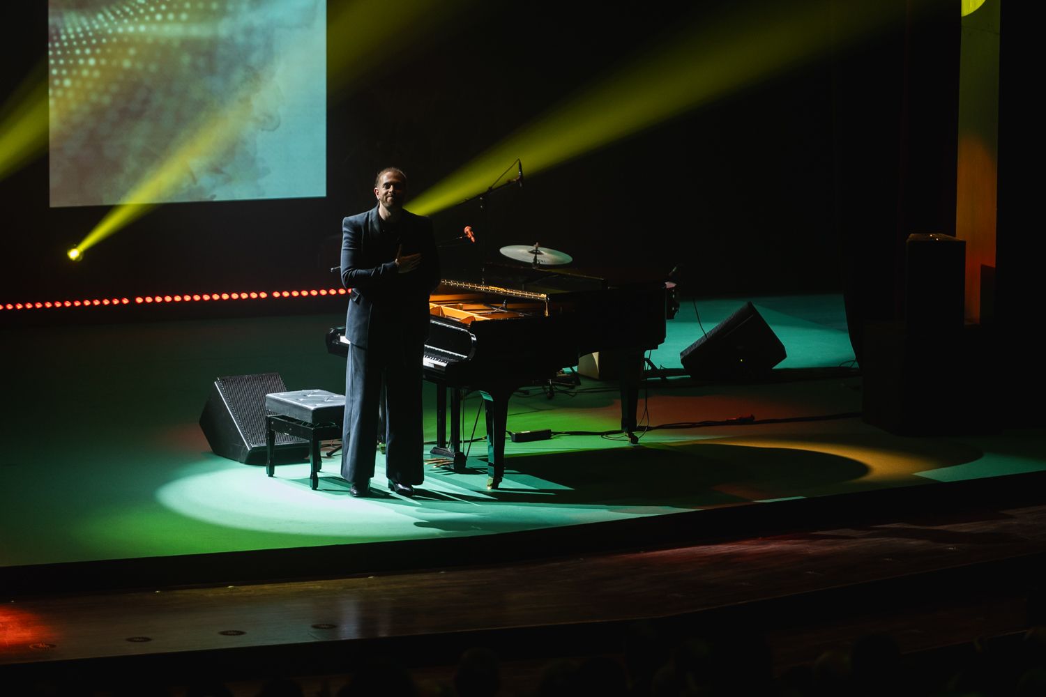 Andrés Barrios, en el cierre de la gala.