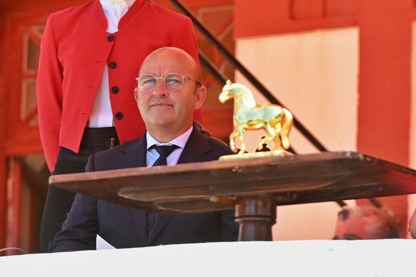 La emotiva entrega del Caballo de Oro 2024 a Francisco Dorantes, en imágenes