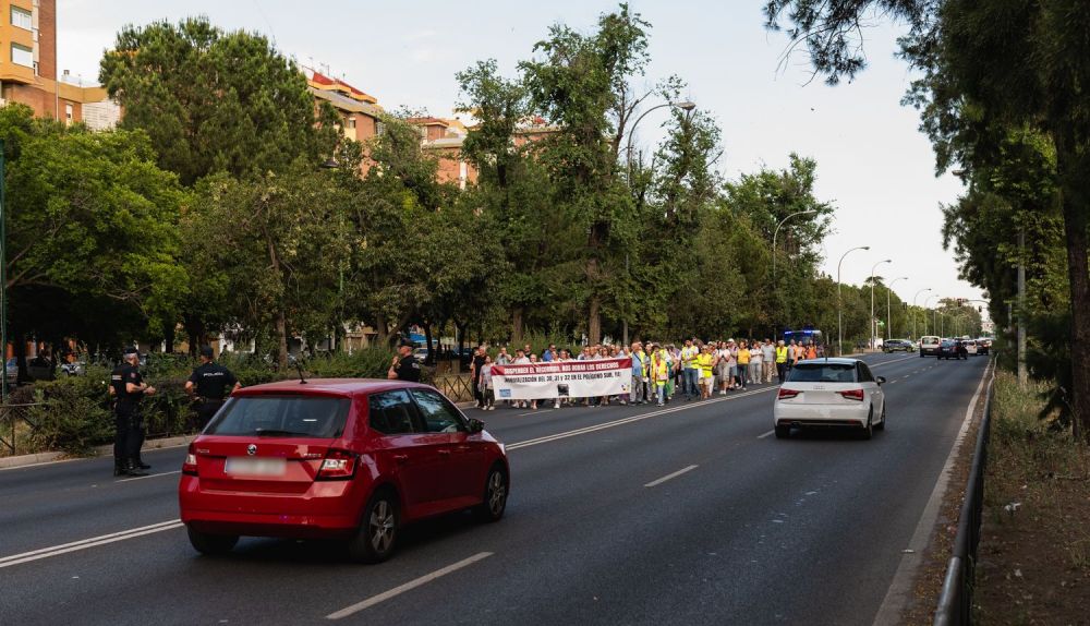 MANIFESTACION AUTOBUS POLIGONO SUR 27 MAYO 2025 23