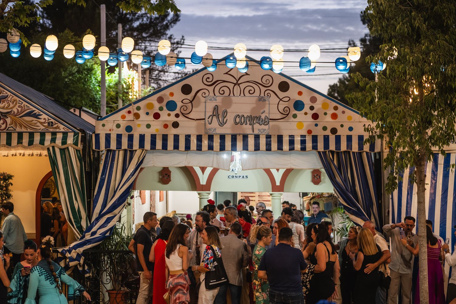 Al Compás, en la Feria de Alcalá de Guadaíra.