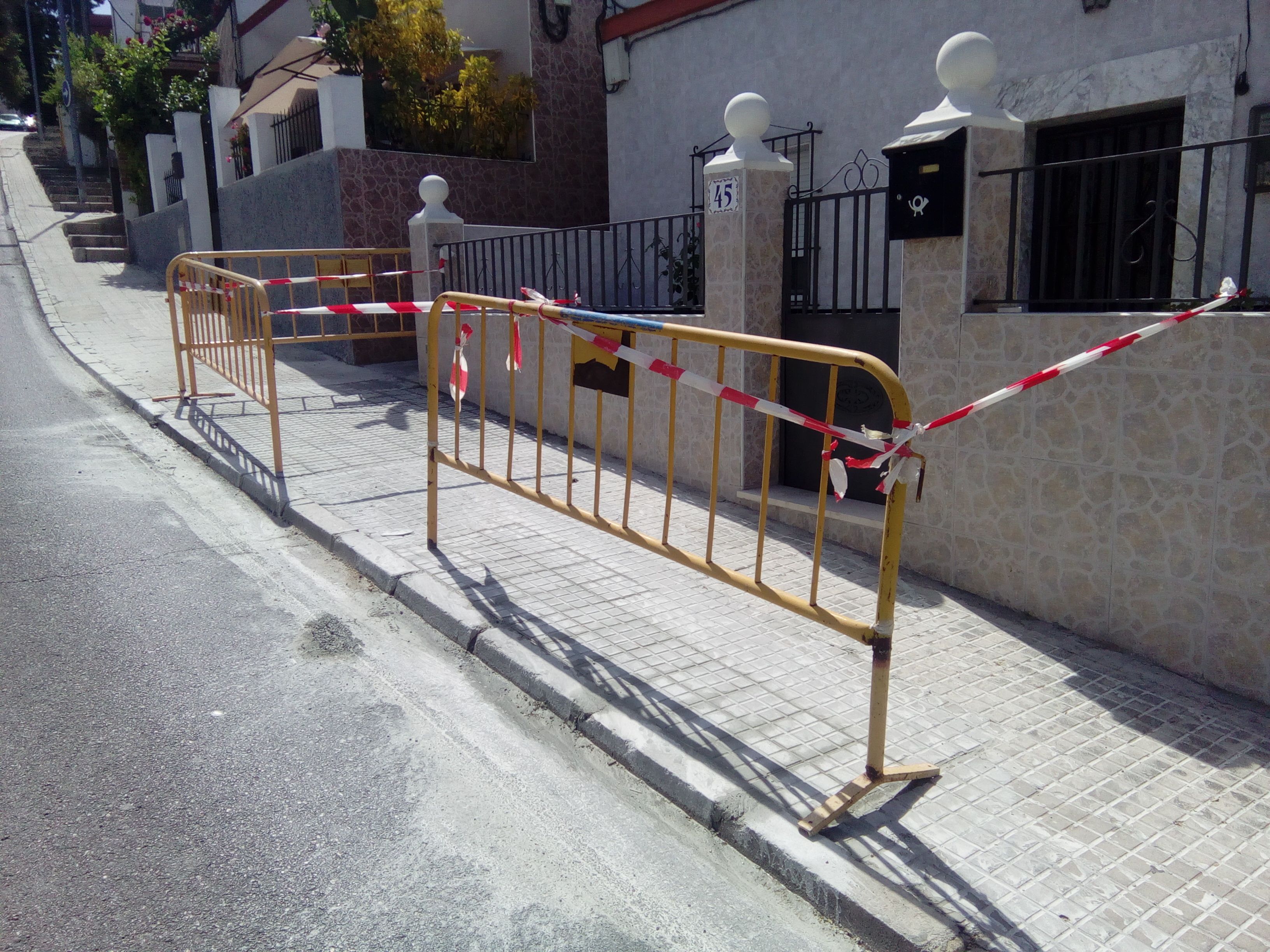 arreglo_acerado_avda._azahar_45_3